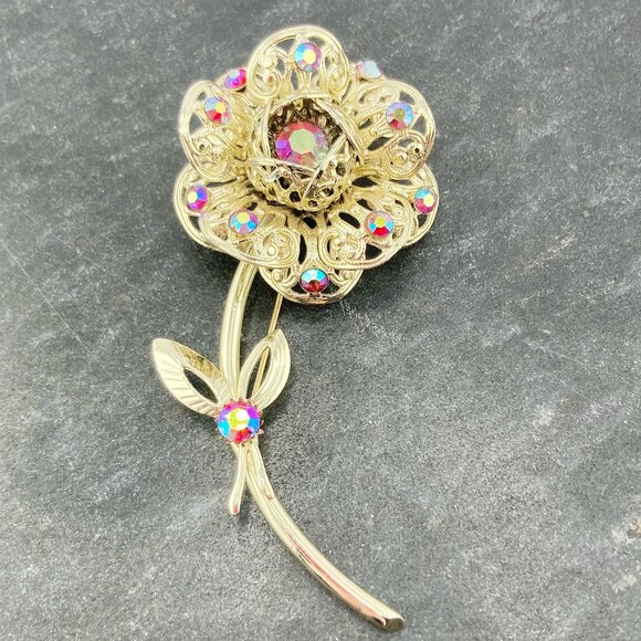 SARAH COVENTRY Rhinestone and silver tone filigree flower brooch vintage 50s pin - Picture 1 of 6